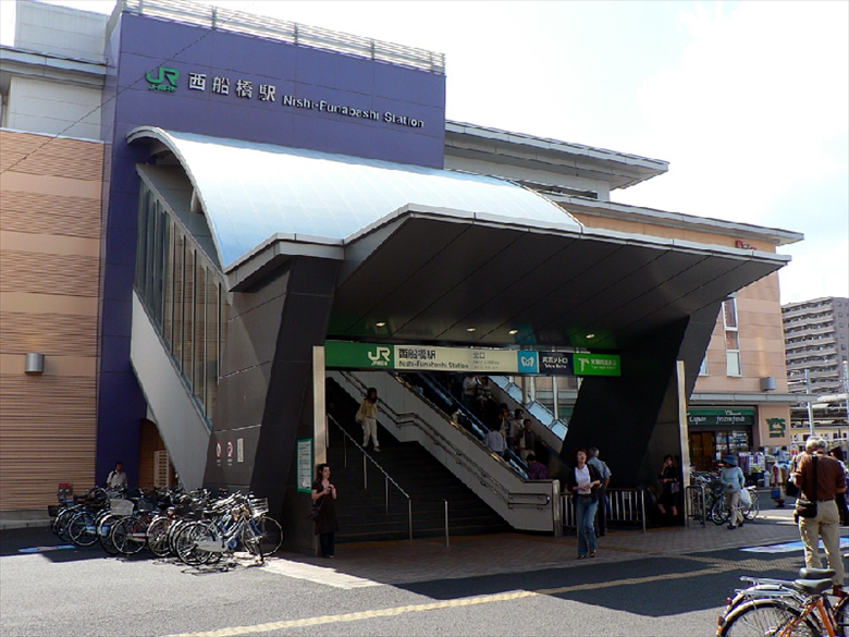 西船橋駅の画像